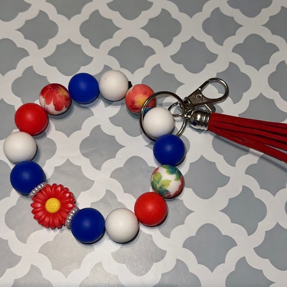 Floral Wristlet - Picture 1 of 1